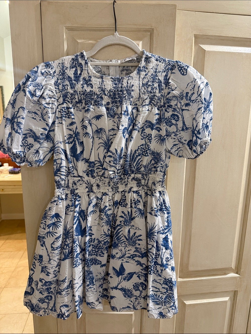 Storia White and Blue Floral Mini Dress